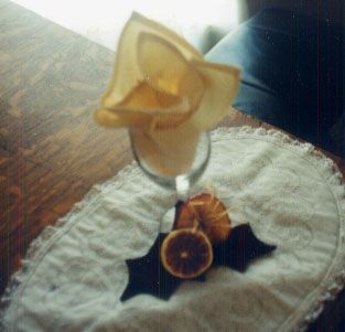  Unique flower holders to decorate your table.