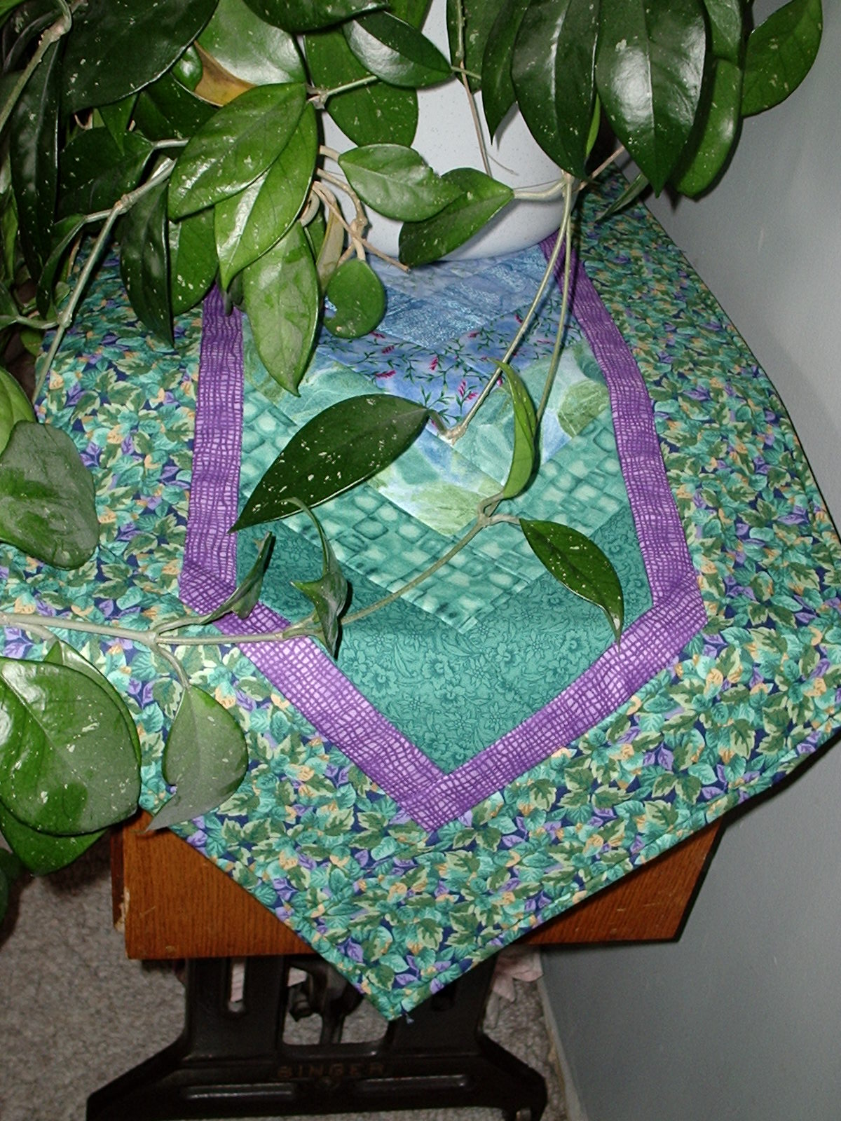 Table runner for any room